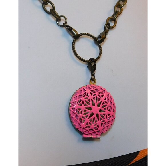 Floral Filigree Locket Necklace Gold Tone With Pink Enamel - Picture 5 of 6